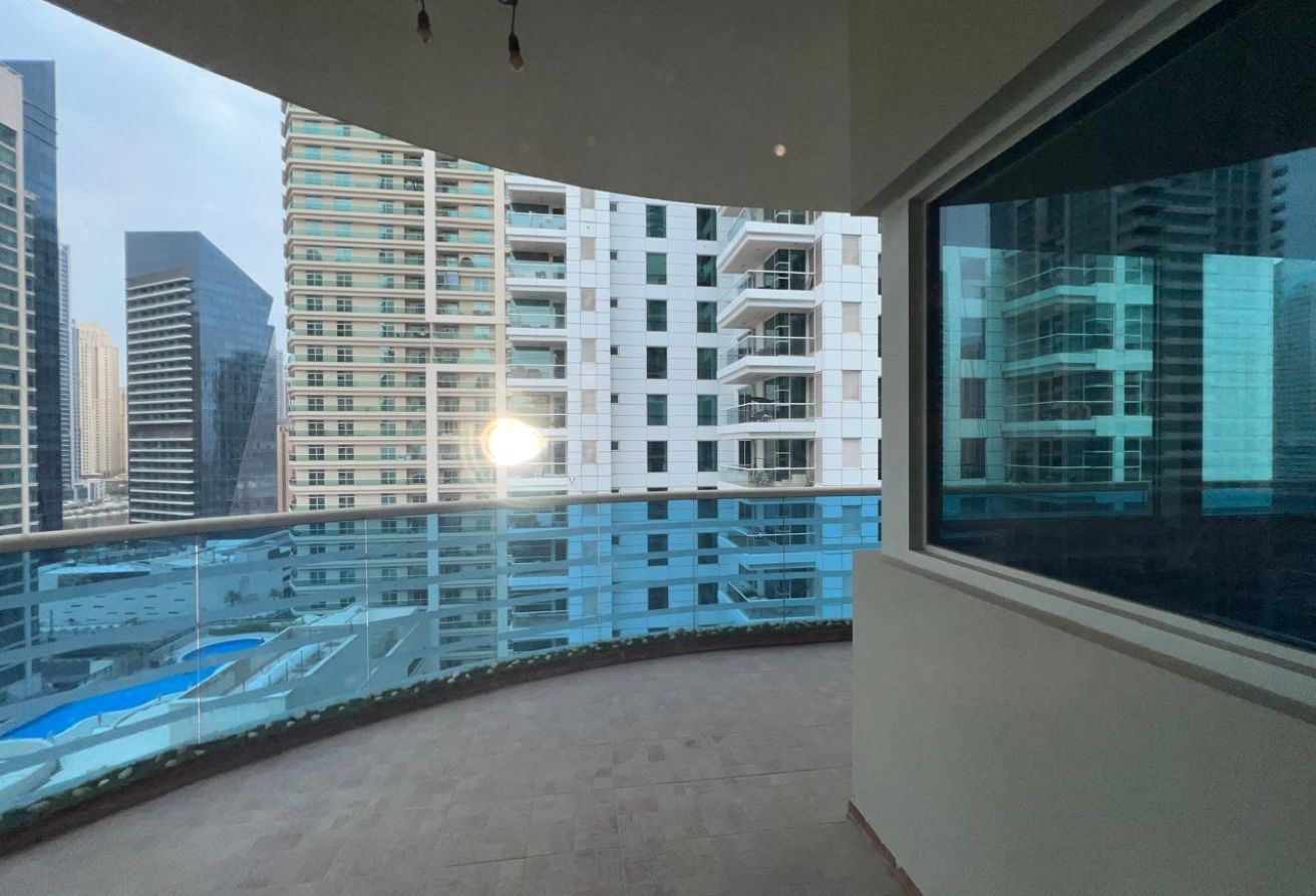 Opposite DMCC Metro - Spacious Unit - Vacant — image 10