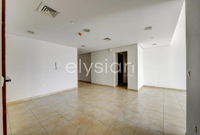 63649082 - صورة العقار 3