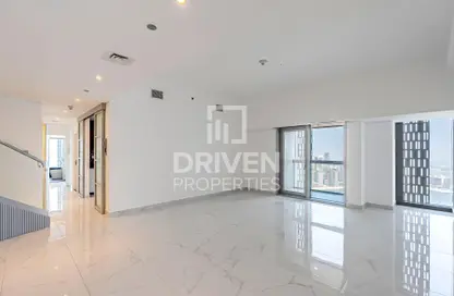 Apartment - 3 Bedrooms - 4 Bathrooms for sale in Cayan Tower - Dubai Marina - Dubai