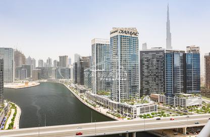 Apartment - 3 Bedrooms - 3 Bathrooms for sale in Mayfair Residency - Business Bay - Dubai