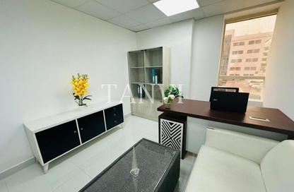 Office Space - Studio - 1 for rent in Silver Home Building - Hor Al Anz - Deira - Dubai Office Space - Studio - 1 for rent in Silver Home Building - Hor Al Anz - Deira - Dubai