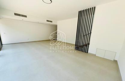 Townhouse - 3 - 4 for rent in Robinia - Masaar - Tilal City - Sharjah