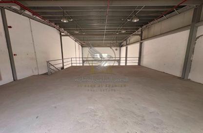 Warehouse - Studio - 1 Bathroom for rent in Al Jlail - Al Sajaa - Sharjah