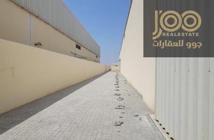 Warehouse - Studio - 1 for rent in Umm Al Thuoob - Umm Al Quwain