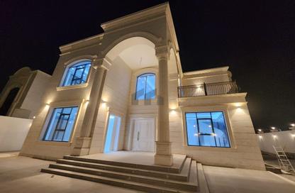 Villa - 5 - 7+ for rent in Madinat Al Riyad - Abu Dhabi Villa - 5 - 7+ for rent in Madinat Al Riyad - Abu Dhabi