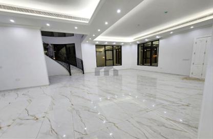 Villa - 5 - 7+ for rent in Madinat Al Riyad - Abu Dhabi Villa - 5 - 7+ for rent in Madinat Al Riyad - Abu Dhabi