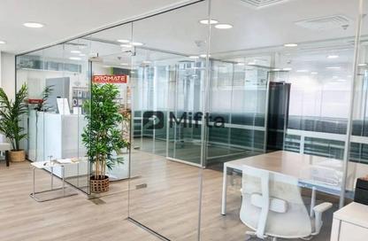 Office Space - Studio - 1 Bathroom for rent in The Burlington - Business Bay - Dubai