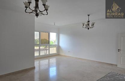 Villa - 5 Bedrooms - 6 Bathrooms for rent in Al Barsha 3 - Al Barsha - Dubai Villa - 5 Bedrooms - 6 Bathrooms for rent in Al Barsha 3 - Al Barsha - Dubai