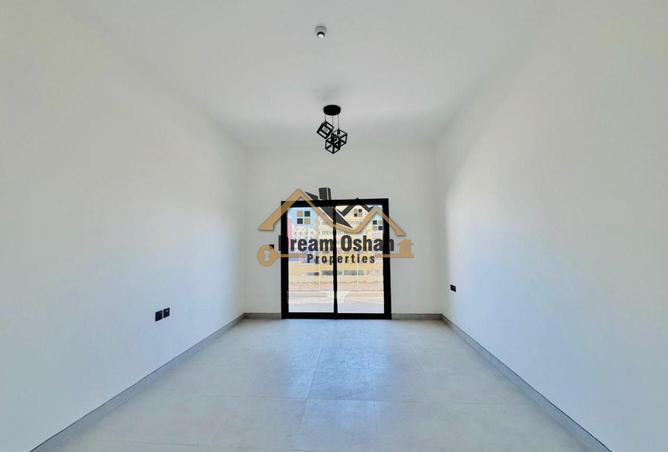 1 BR Apartment in Al Warsan with Covered Parking photo 3