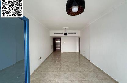 Apartment - 2 Bedrooms - 2 Bathrooms for rent in Gate Tower 1 - Musheiref - Ajman