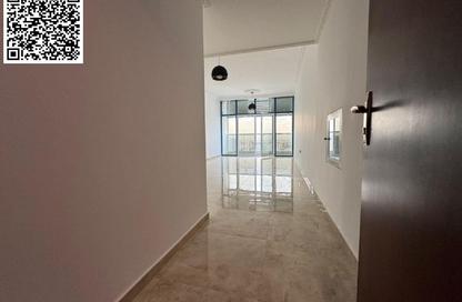Apartment - 2 Bedrooms - 2 Bathrooms for rent in Gate Tower 1 - Musheiref - Ajman