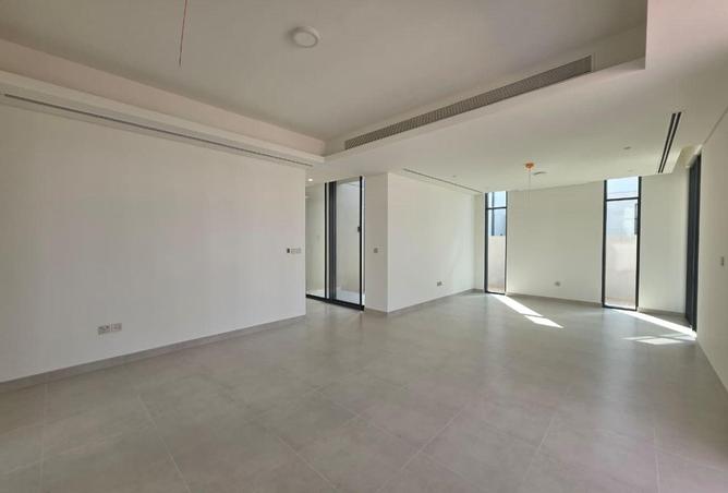 106400811 - Property Image 2