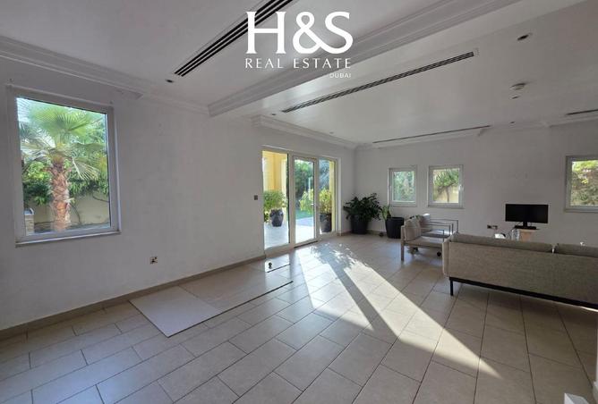 142381537 - Property Image 3