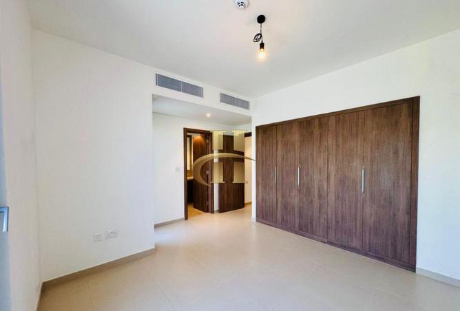 73843615 - Property Image 2