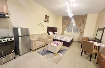 Apartment - Studio - 1 Bathroom for rent in Al Majaz 3 - Al Majaz - Sharjah Apartment - Studio - 1 Bathroom for rent in Al Majaz 3 - Al Majaz - Sharjah