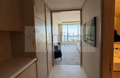 Apartment - Studio - 1 Bathroom for rent in The Palm Tower - Palm Jumeirah - Dubai
