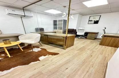Business Centre - Studio - 1 Bathroom for rent in Al Kazim Building - Karama Park Area - Al Karama - Dubai