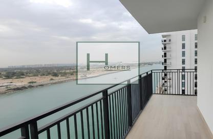 Apartment - 3 - 4 for sale in Waters Edge - Yas Island - Abu Dhabi Apartment - 3 - 4 for sale in Waters Edge - Yas Island - Abu Dhabi