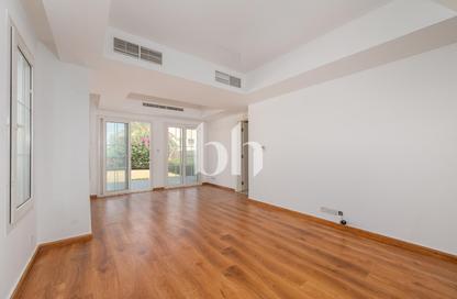 Townhouse - 3 - 3 for rent in Springs 3 - The Springs - Dubai