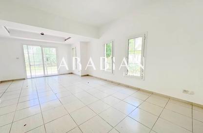 Villa - 3 Bedrooms - 3 Bathrooms for rent in Springs 1 - The Springs - Dubai