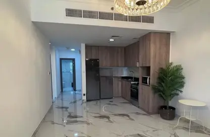 Apartment - 2 Bedrooms - 2 Bathrooms for rent in Mayfair Tower - Business Bay - Dubai