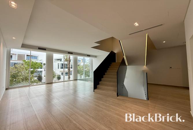104262353 - Property Main Image
