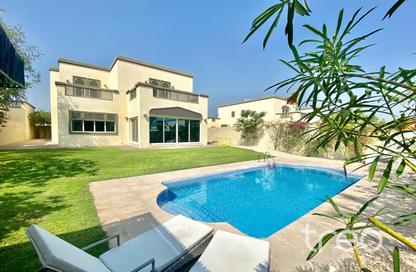 Villa - 4 Bedrooms - 5 Bathrooms for rent in Regional Large - Regional - Jumeirah Park - Dubai