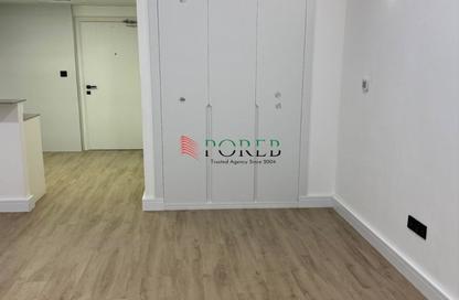 Apartment - Studio - 1 for rent in Ice Hockey - Dubai Sports City - Dubai