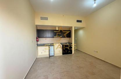 Apartment - Studio - 1 Bathroom for rent in Silicon Gates 1 - Silicon Gates - Dubai Silicon Oasis - Dubai