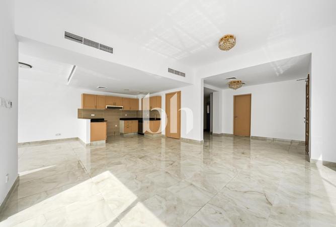 74624694 - Property Image 3