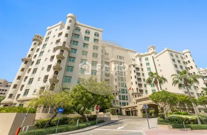 Apartment - 2 Bedrooms - 3 Bathrooms for rent in Al Hamri - Shoreline Apartments - Palm Jumeirah - Dubai