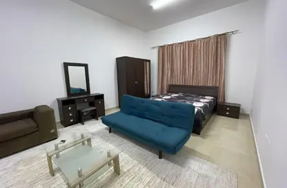 Apartment - Studio - 1 Bathroom for rent in Shakhbout City - Abu Dhabi