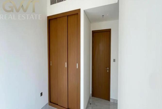 70280393 - صورة العقار 3