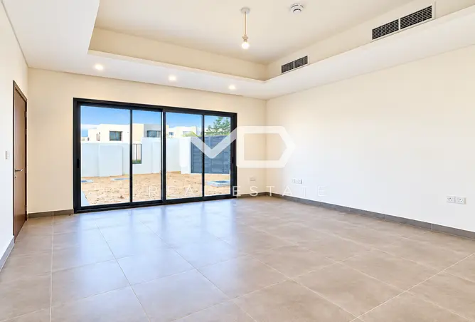 155074408 - Property Image 2