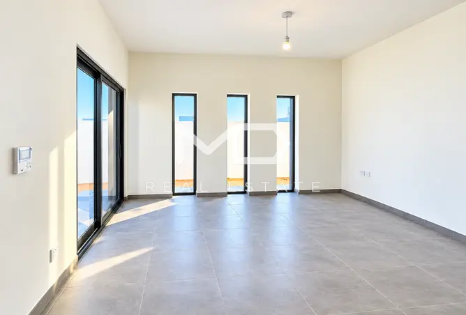 155074408 - Property Image 3
