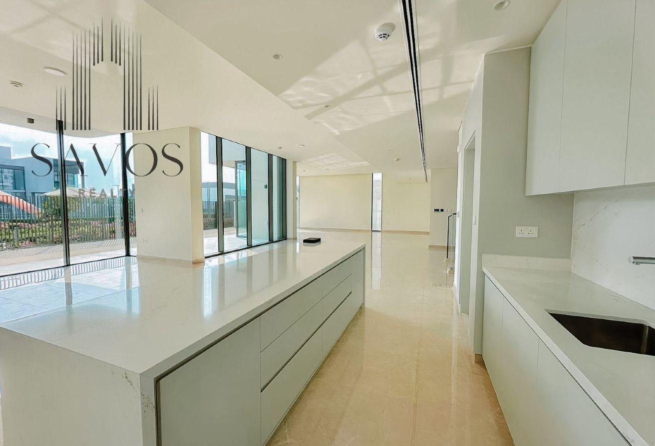 Brand New | Luxury Villa | High-End Community photo 2