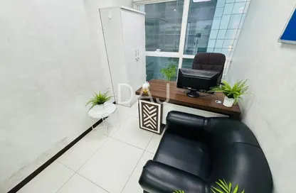مكتب - غرفة نوم - 1 حمام للايجار في مبنى بيزنس اتريوم - عود ميثاء - بر دبي - دبي