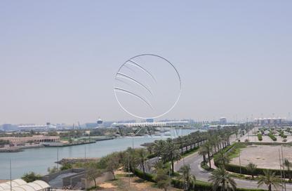 Apartment - Studio - 1 Bathroom for rent in Waters Edge - Yas Island - Abu Dhabi