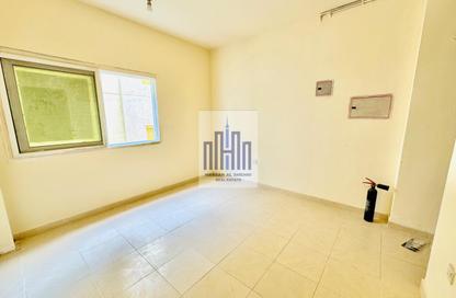 Apartment - Studio - 1 Bathroom for rent in Muwaileh - Sharjah Apartment - Studio - 1 Bathroom for rent in Muwaileh - Sharjah