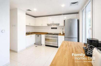 Villa - 2 Bedrooms - 3 Bathrooms for rent in Springs 3 - The Springs - Dubai
