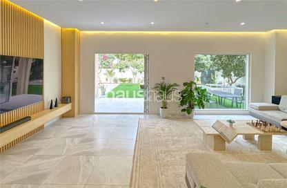Villa - 4 Bedrooms - 5 Bathrooms for rent in Meadows 9 - Meadows - Dubai