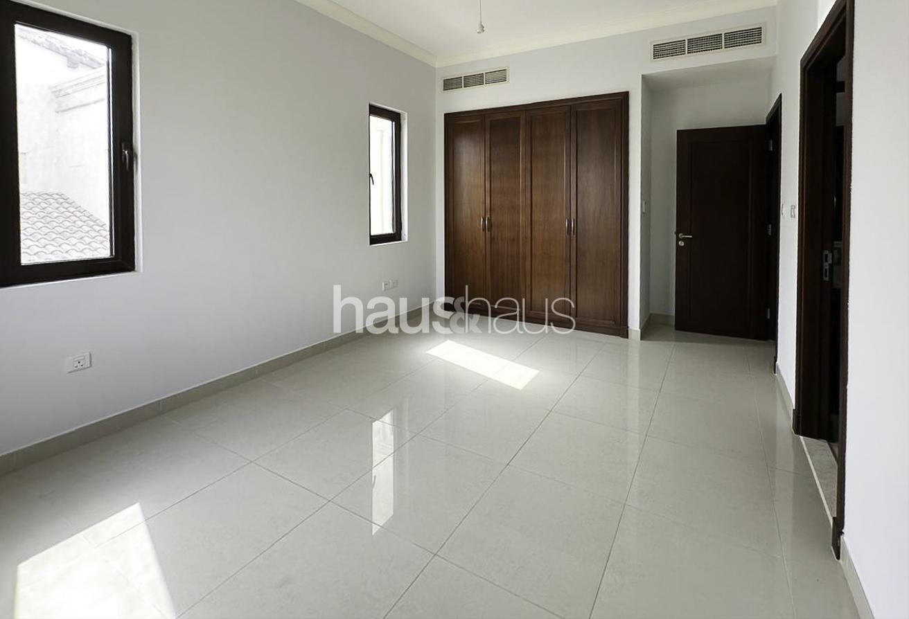 Type 1 | High Ceilings | Vacant Now photo 13