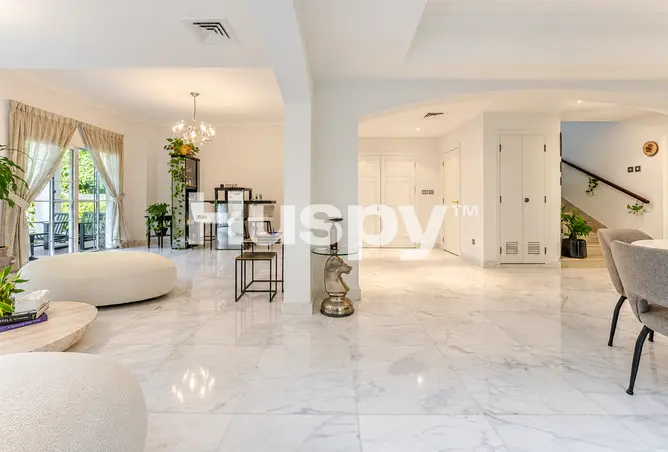165040704 - Property Image 3
