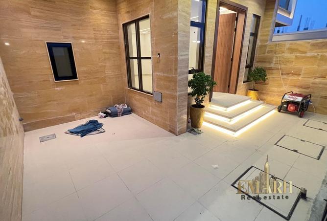 87052403 - Property Image 3