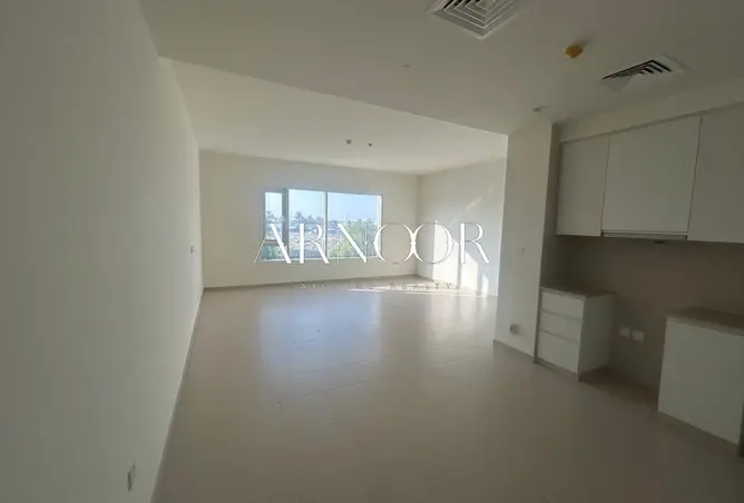 152402409 - Property Image 2