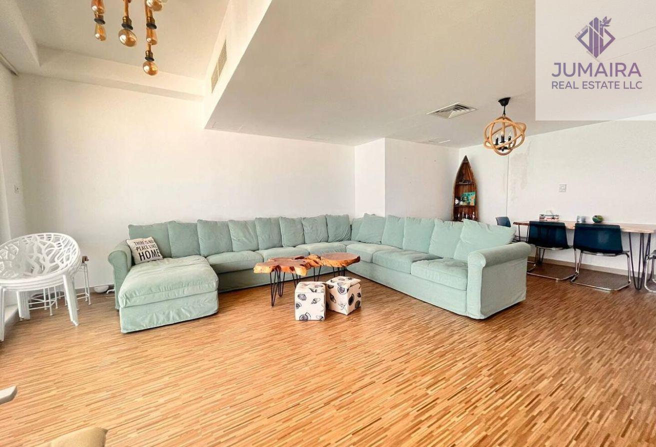 2 Bedroom Duplex | Beach access | Full Sea View