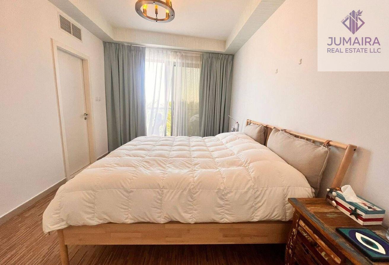 2 Bedroom Duplex | Beach access | Full Sea View