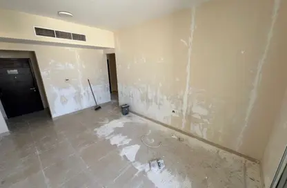 شقة - 2 غرف نوم - 2 حمامات للايجار في برج النعيمية 1 - أبراج النعيمية - النعيمية - عجمان