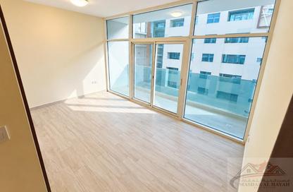 Apartment - 2 - 2 for rent in Muweileh Community - Muwaileh Commercial - Sharjah