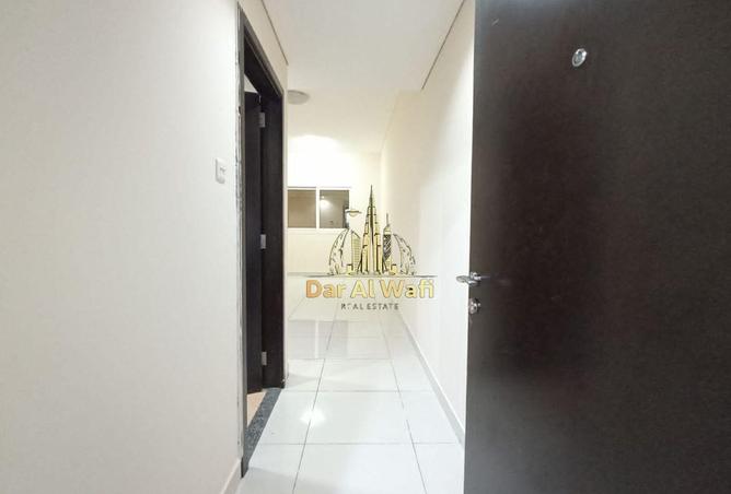 100862832 - Property Image 3